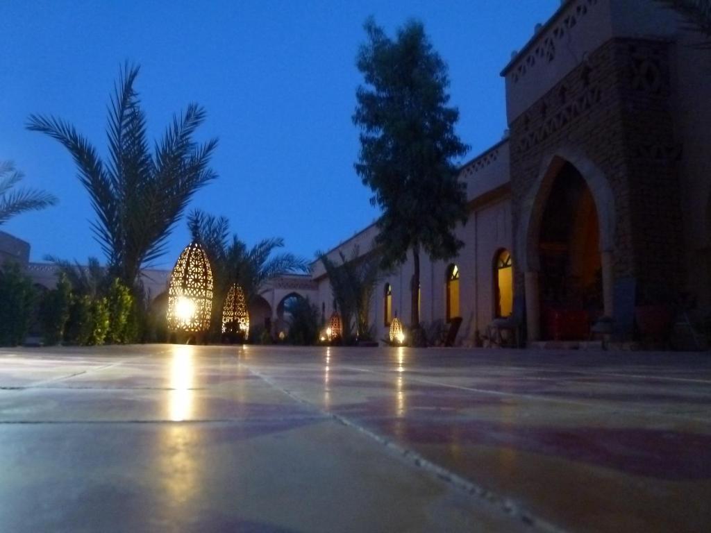 Nomad Palace Merzouga Extérieur photo